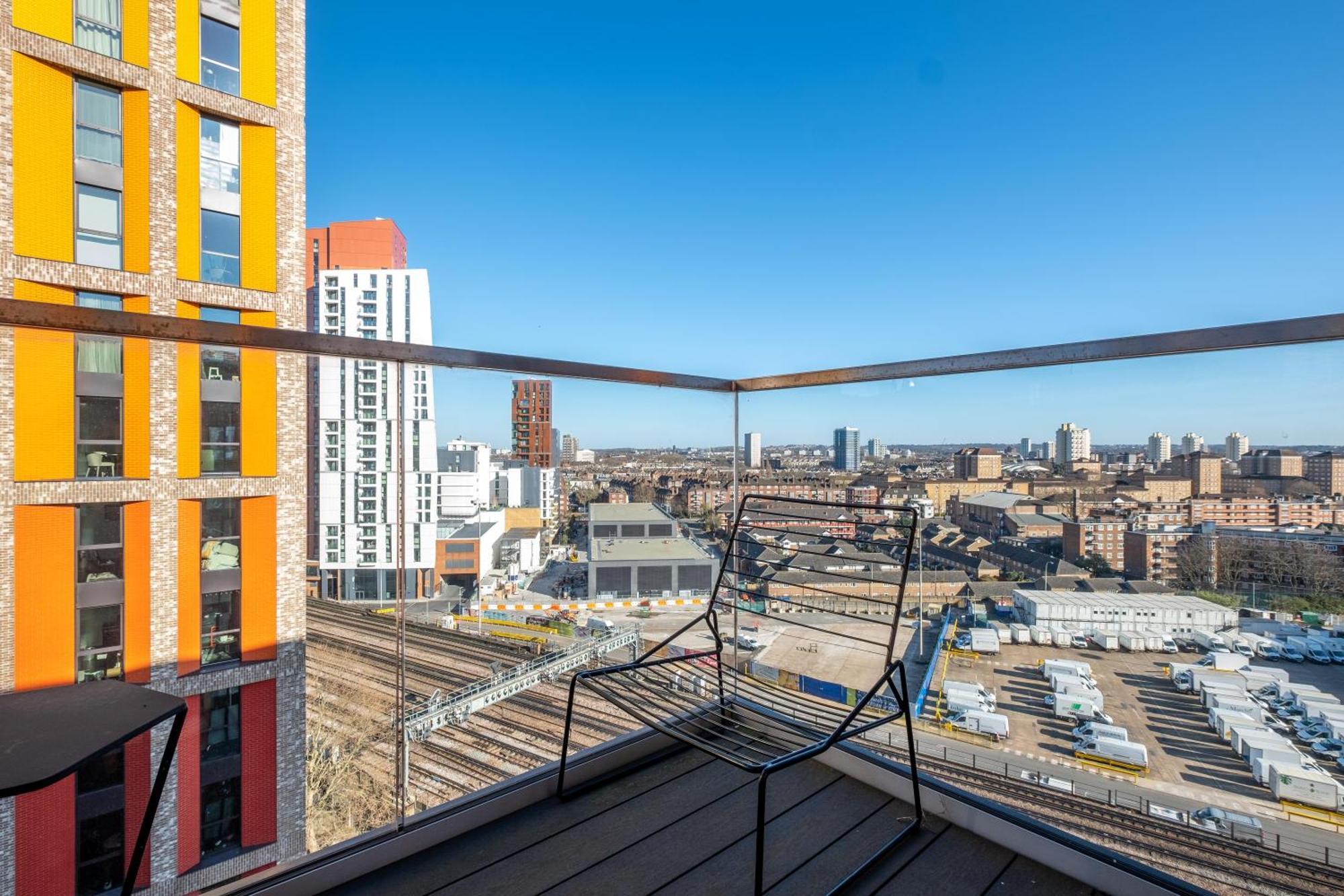 Thornes House Apartments London Exterior photo
